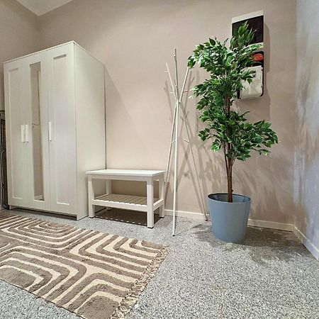 Spacious And Near Metro I Close To Parks I Akh Apartment เวียนนา ภายนอก รูปภาพ
