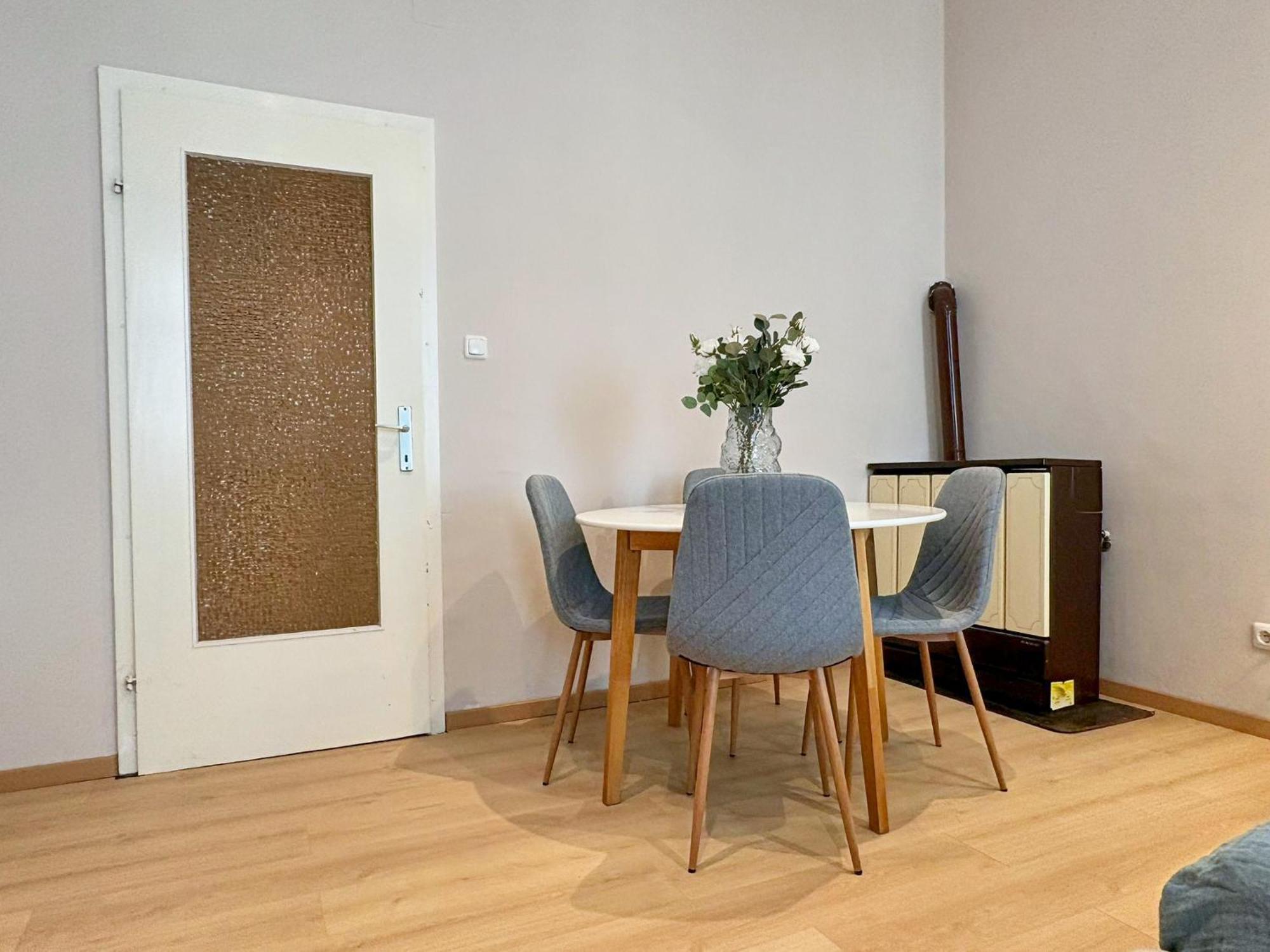 Spacious And Near Metro I Close To Parks I Akh Apartment เวียนนา ภายนอก รูปภาพ